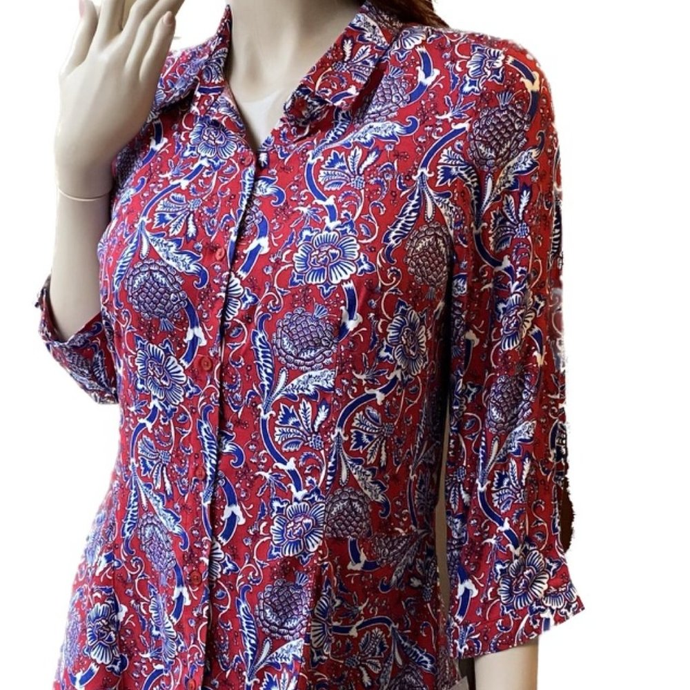 NWT Izod Size Medium Ladies' top - red, white, and blue